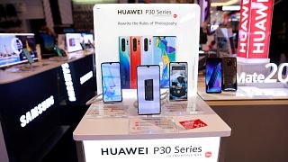 Analistler: Huawei akıllı telefon piyasasından silinebilir
