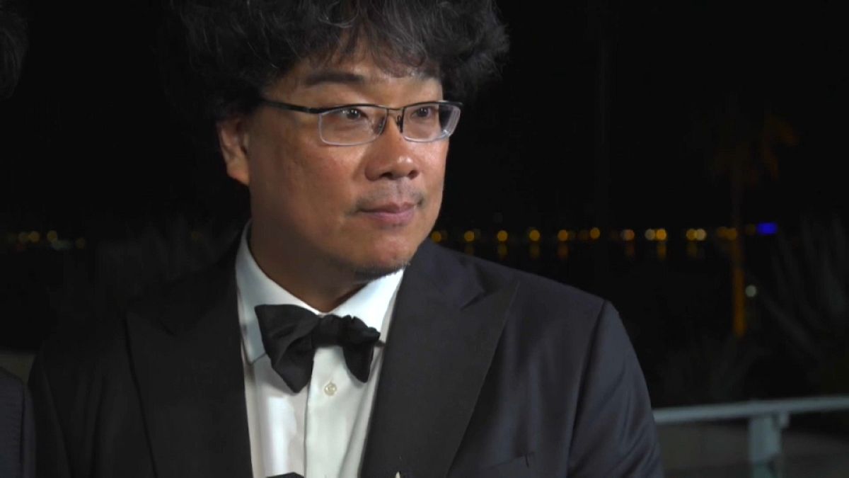 El surcoreano Bong Joon-ho gana la Palma de Oro con una comedia negra