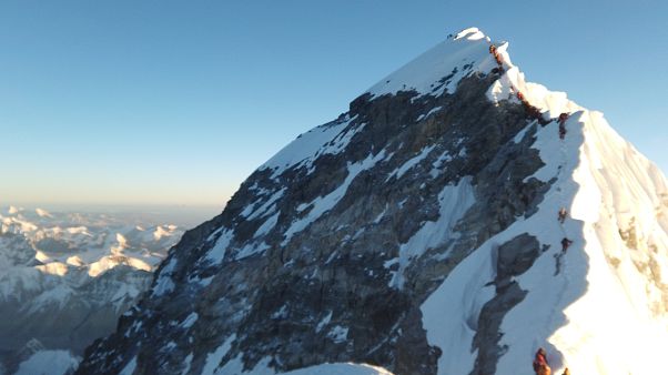 Climbers on Everest on May 22 Climbers on Everest on May 22