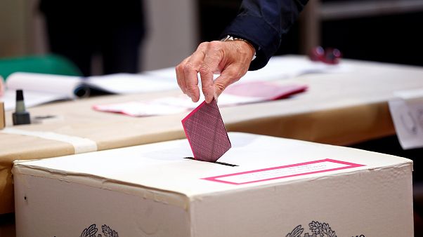 Europeus vão às urnas Europeus vão às urnas