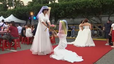 Les premiers mariages homosexuels officiellement célébrés à Taïwan