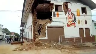 Perú se recupera de un sismo de casi 8 puntos de magnitud