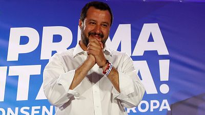 Partidos de Le Pen e Salvini dão impulso à direita populista