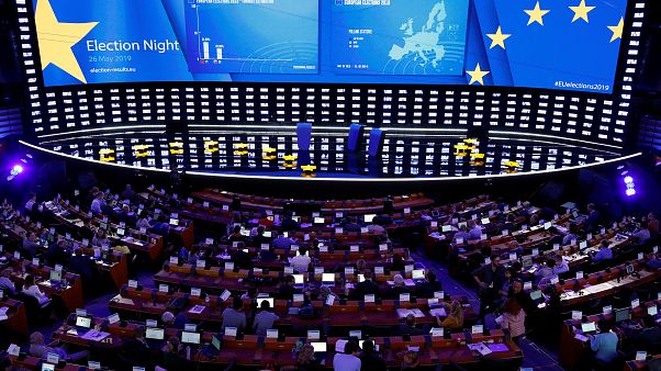 Ευρωεκλογές 2019: Ψηλά η συμμετοχή, χαμηλά οι παραδοσιακές δυνάμεις Ευρωεκλογές 2019: Ψηλά η συμμετοχή, χαμηλά οι παραδοσιακές δυνάμεις