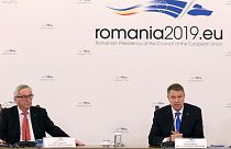 Romanya'da yolsuzluk tartışmalarının merkezindeki hükümete sandık darbesi