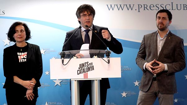 Дуэль двух каталонцев в Европейском парламенте Дуэль двух каталонцев в Европейском парламенте