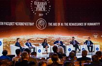 Από την παγκοσμιοποίηση στην μπλογκόσφαιρα: το Ευρασιατικό Φόρουμ για τα ΜΜΕ ενθαρρύνει τον ανοιχτό