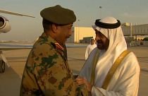 محمد بن وايد مع يستقبل رئيس المجلس العسكري الانتقالي في السودان