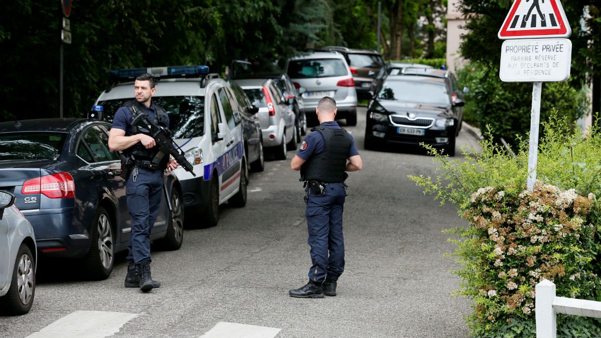 انفجار لیون؛ پلیس فرانسه سه مظنون را دستگیر کرد