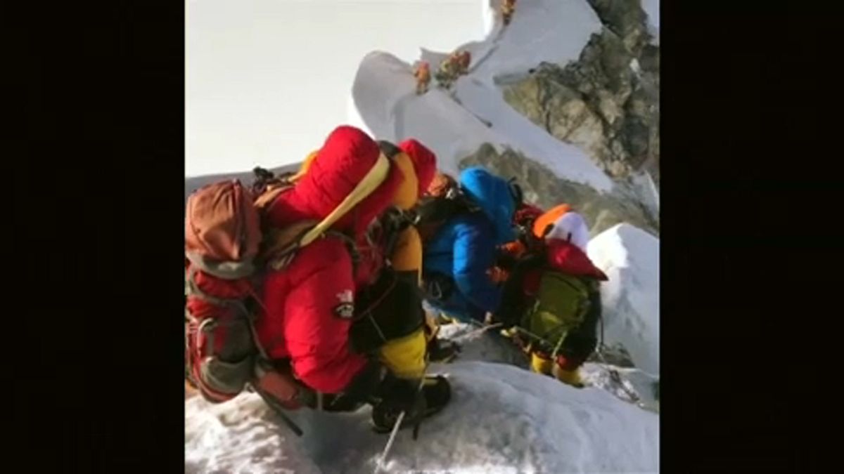 Túl sokan vannak a Mount Everesten
