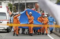 Giappone: accoltella alunne alla fermata del bus, 2 morti e 17 feriti