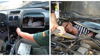 Melilla, la Guardia Civil trova migranti nascosti nel cruscotto dell'auto
