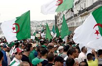 متظاهرون جزائريون