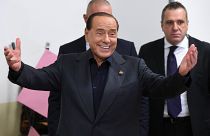 AP seçimlerini kazanan Berlusconi Brüksel'de