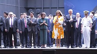 ترامپ و آبه روی عرشه ناو ژاپنی
