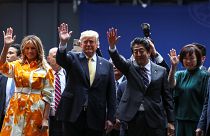 Τραμπ και Άμπε σε πολεμικό πλοίο της Ιαπωνίας