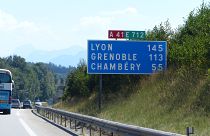 Foto di cartello autostradale in Alta Savoia, Francia by Marc Mongenet