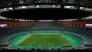 Chelsea e Arsenal a postos para polémica final em Baku