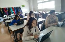 Spagna, su Twitter una classe di studenti corregge l'ortografia a politici e VIP