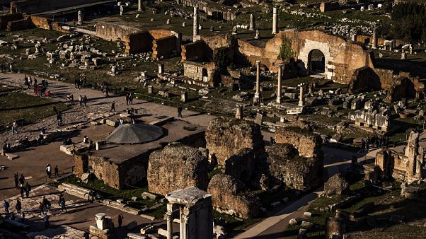 Şarap, dans ve doğurganlık tanrısı 2000 yıl sonra bulundu Şarap, dans ve doğurganlık tanrısı 2000 yıl sonra bulundu