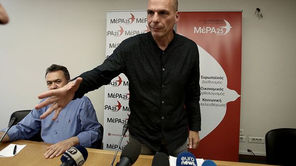 Βαρουφάκης: «Χτίζουμε πάνω στο 2,99%» Βαρουφάκης: «Χτίζουμε πάνω στο 2,99%»