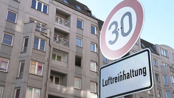 Bundesregierung schiebt Klimaschutz (mal wieder) auf die lange Bank Bundesregierung schiebt Klimaschutz (mal wieder) auf die lange Bank