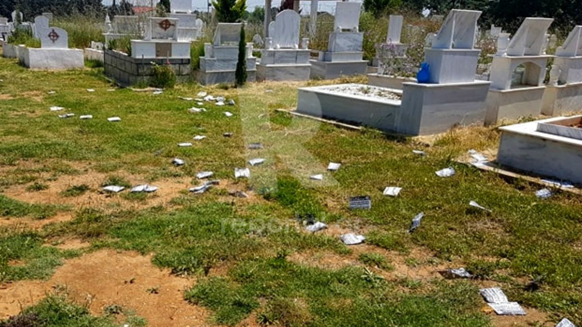 Yunanistan'ın Dedeağaç kentinde Müslüman mezarlığına ırkçı saldırı: 'Yunanistan, Yunanlara ait'