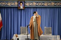 علی خامنه‌ای: موضوعات ناموسی انقلاب نمی‌تواند موضوع مذاکره باشد