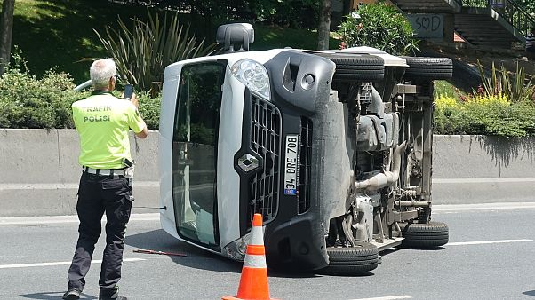 Türkiye’de her gün ortalama 3 bin 368 trafik kazası yaşanıyor: 18 kişi ölüyor, 841 kişi yaralanıyor Türkiye’de her gün ortalama 3 bin 368 trafik kazası yaşanıyor: 18 kişi ölüyor, 841 kişi yaralanıyor