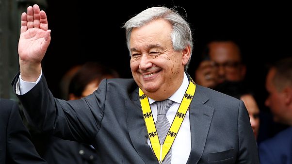 Guterres galardoado com prémio Carlos Magno Guterres galardoado com prémio Carlos Magno
