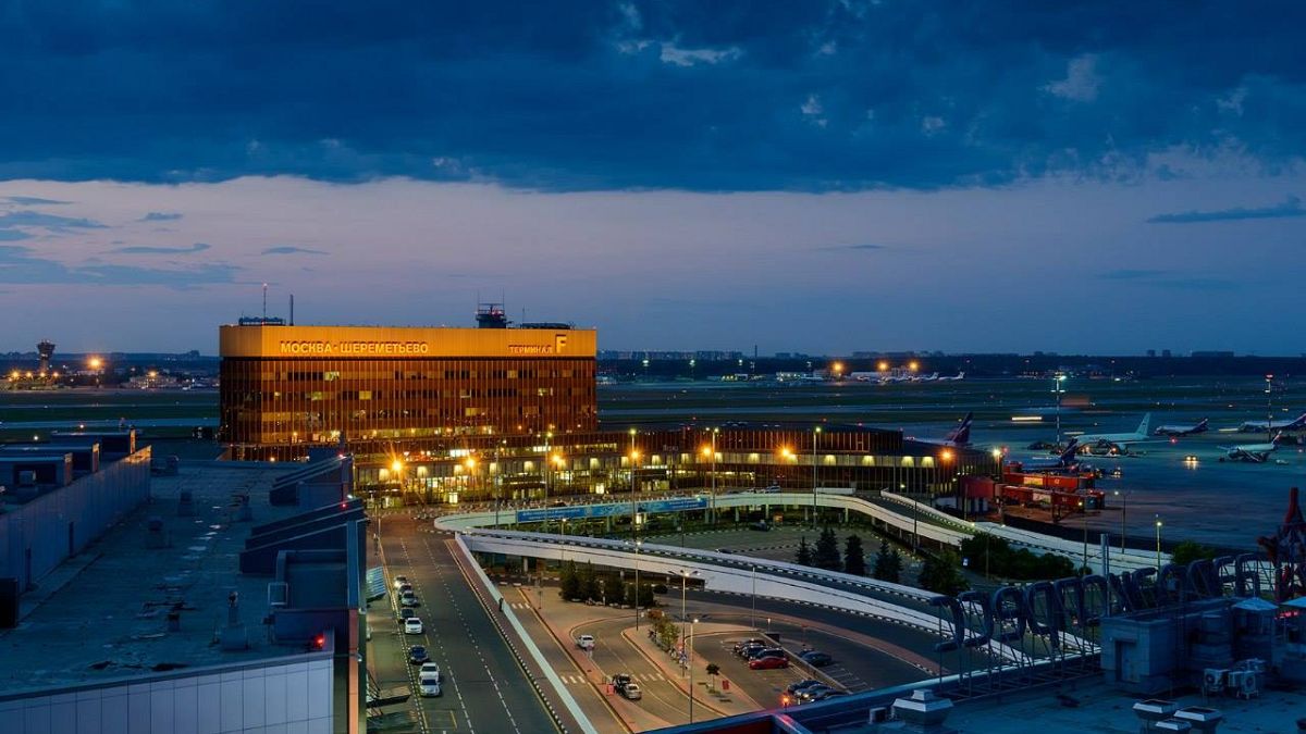 Ο Πούτιν αλλάζει το όνομα σε 45 αεροδρόμια της χώρας!