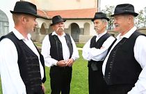 Francisco se acerca a la minoría húngara de Rumanía