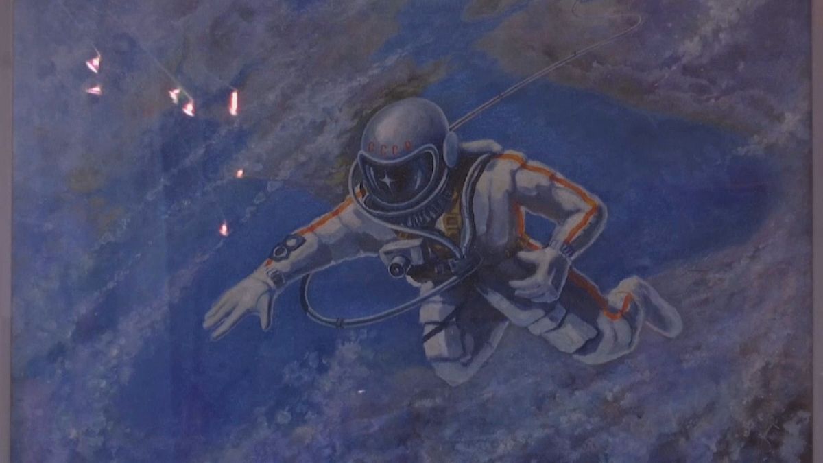 شاهد: ألكسي ليونوف.. رائد فضاء بطل ورسام