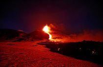 Video | Avrupa'nın en aktif volkanı Etna Yanardağı yeniden faaliyete geçti