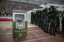CAF Şampiyonlar Ligi finalinde VAR çalışmadı: Gol iptal edildi, ekiplerden biri sahayı terk etti