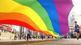 ویدئو؛ تظاهرات خیابانی همجنس‌گرایان کره‌جنوبی برای حق ازدواج