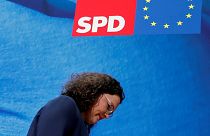 Dimite Andrea Nahles, líder del SPD y socia de Merkel en el Gobierno