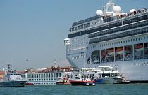 Βενετία: Κόβει την ανάσα η σύγκρουση κρουαζιερόπλοιου με σκάφος