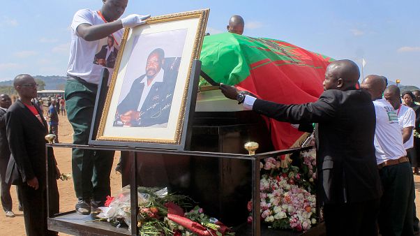 Restos mortais de Jonas Savimbi já repousam em Lopitanga Restos mortais de Jonas Savimbi já repousam em Lopitanga