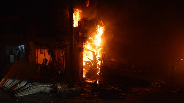 Türkiye'nin desteklediği ÖSO kontrolündeki Halep'te bombalı saldırı: En az 14 ölü Türkiye'nin desteklediği ÖSO kontrolündeki Halep'te bombalı saldırı: En az 14 ölü