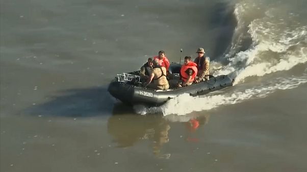 Buzos surcoreanos "analizan la situación" en el Danubio Buzos surcoreanos "analizan la situación" en el Danubio