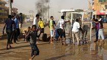 Σουδάν: Διεθνής κατακραυγή μετά το μακελειό του στρατού εναντίον των διαδηλωτών