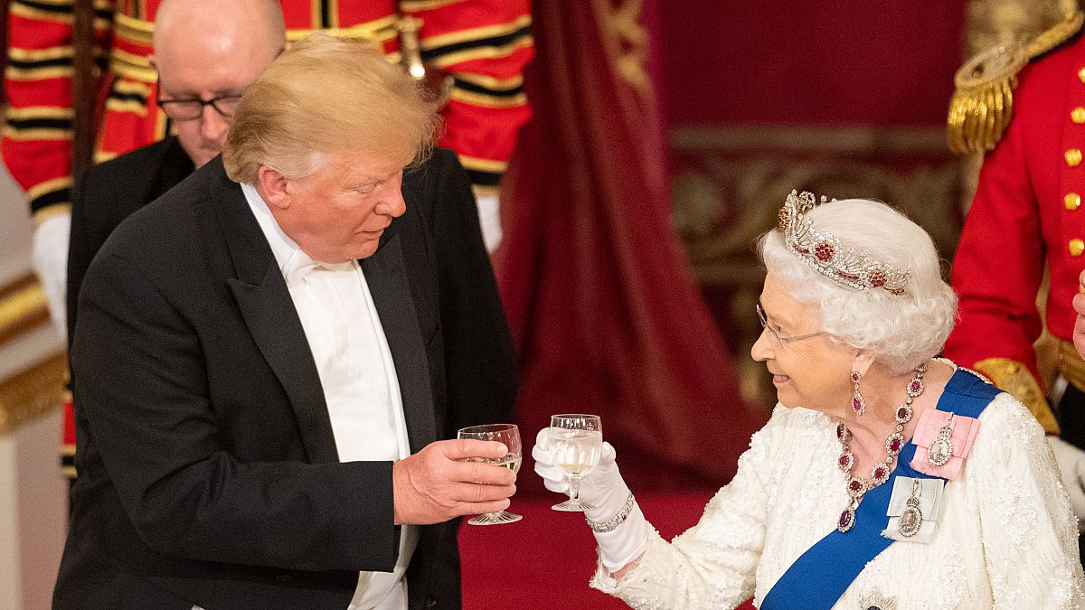 Prunk und Bankett: Queen empfängt Trump