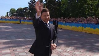 Zelensky to meet EU officials on first foreign visit 