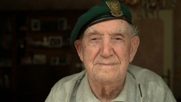 D-Day: Ένας βετεράνος θυμάται D-Day: Ένας βετεράνος θυμάται