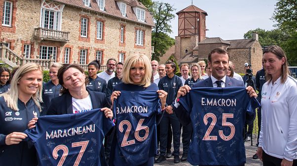 Francia 2019, Macron incontra le Bleues: "Possiamo vincere" Francia 2019, Macron incontra le Bleues: "Possiamo vincere"