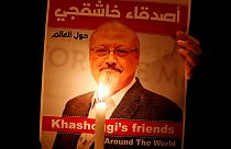 ملصق يحمل صورة خاشقجي