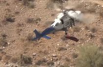 المروحية أثناء عملية نقلها السيدة السبعينية المصابة