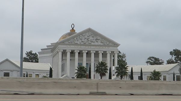 Imagen del templo de La Luz del Mundo en Houston, Texas Imagen del templo de La Luz del Mundo en Houston, Texas