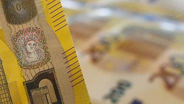 Megint segítenének a görög bankokon